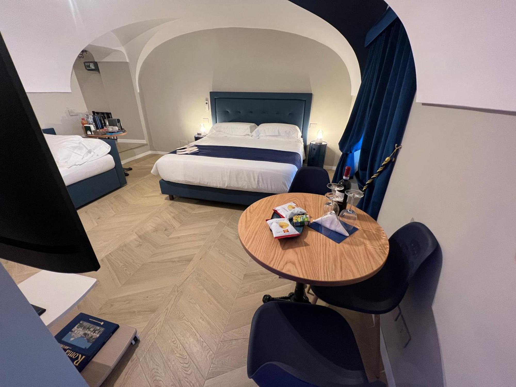 Rome Luxury Blue Suites- Love Exterior photo